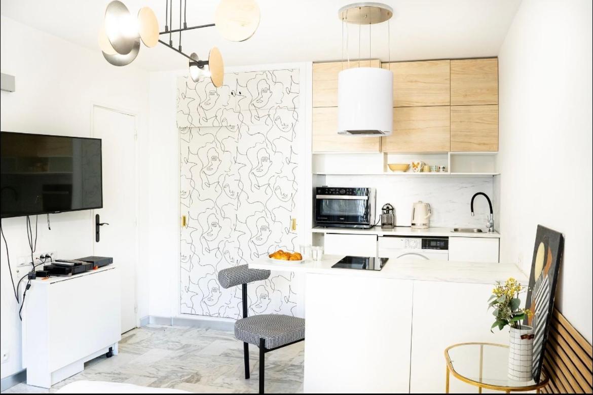 Majestic Apartment Канны Экстерьер фото